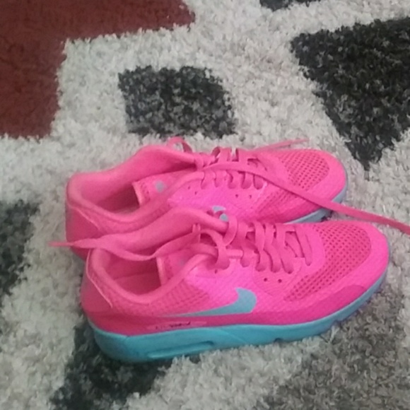 Shoes - Air Max